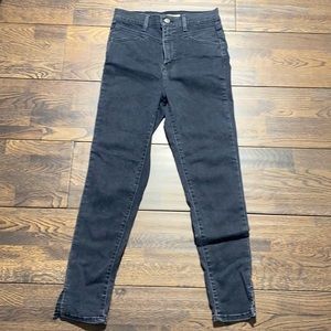 NWT LEVIS Mile High Black High Waisted Jeans 28